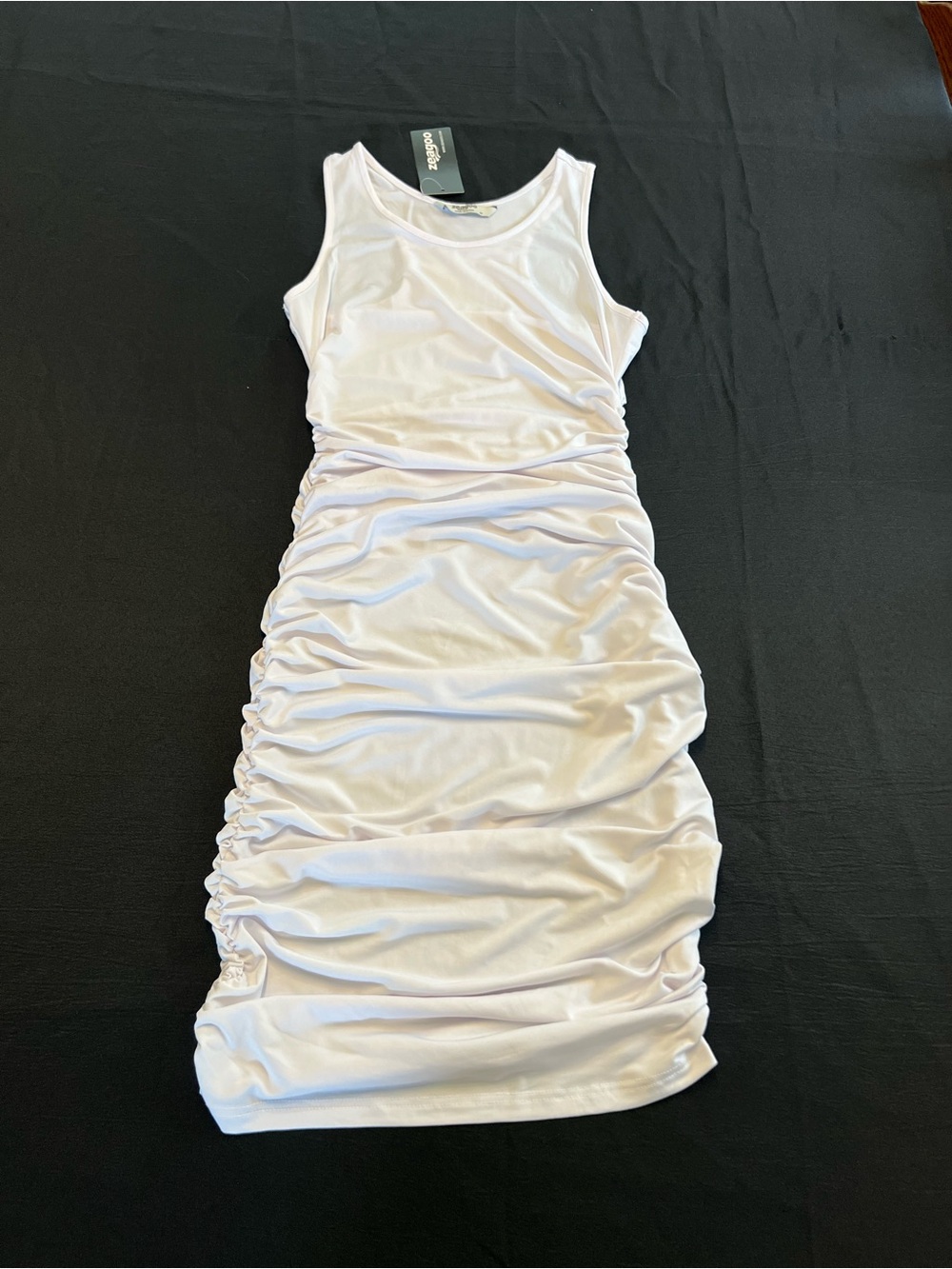 Zeagoo White Ruched Bodycon Sleeveless Knee Length Dress size Medium NWT